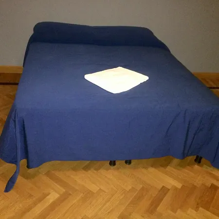 Ohi Hotell *